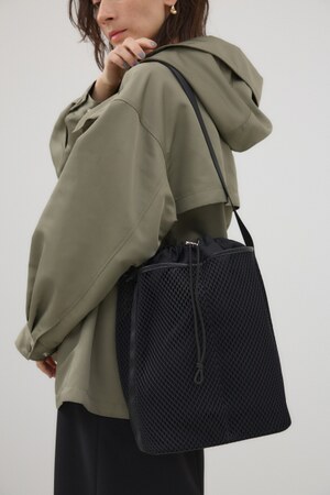 メッシュバゲットバッグ