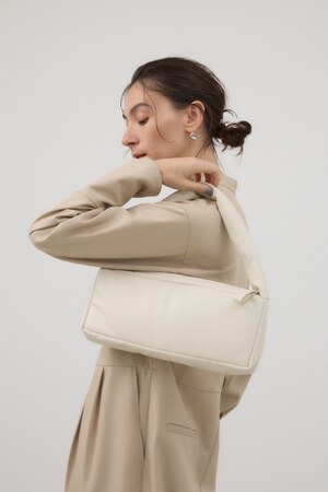 横長パフバッグ