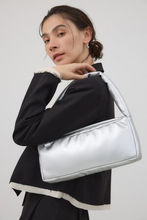 横長パフバッグ