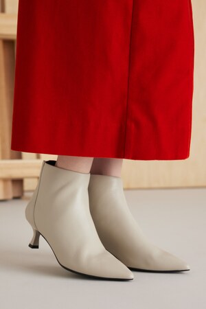 カルーナショートブーティー