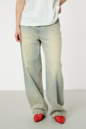 オールドウォッシュワイドルーズデニム