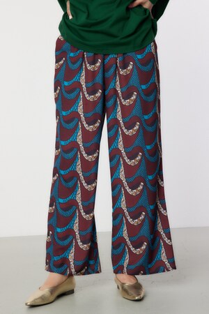 Variation リラックスパンツ