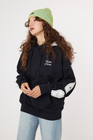 リバースパッチLOGOパーカー