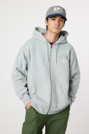 バックビッグロゴzipパーカー