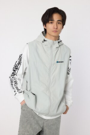 ドロストフーデッドベスト