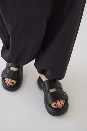 RIM.ARK | Volume sole sandal (SANDALS ) |RIM.ARK ONLINE STORE