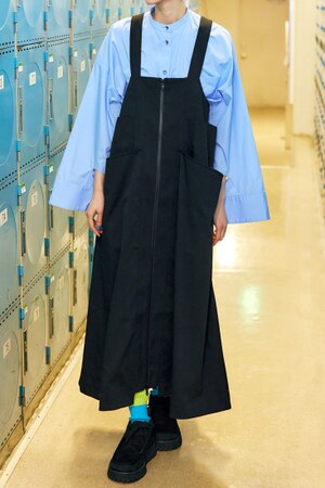 big-pockets strap skirt