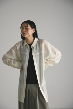シームデザインシアーシャツ