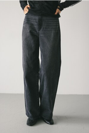 ストレートシルエットデニム