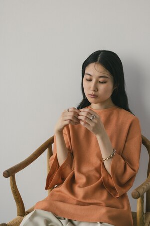 カラミレイヤートップス