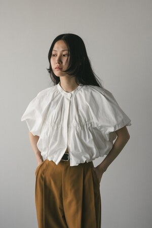 ギャザーショートブラウス