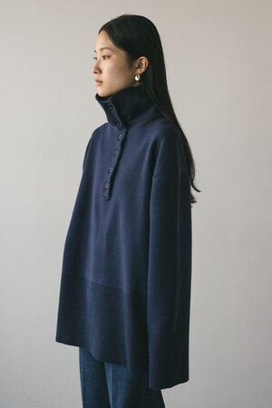 フロントボタンスウェットニット