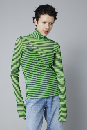 Border mesh inner tops